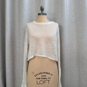 White knit shirt